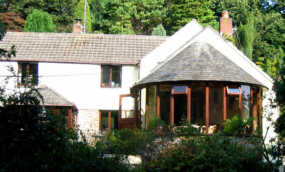 Individually Designed Half-round Conservatory with Scantle Slate Roof